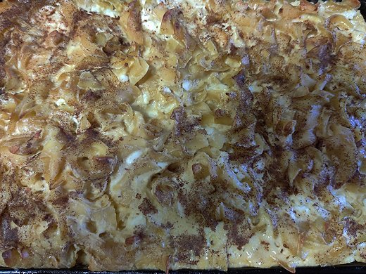 Fortunately noodle kugel tastes much, much better than it looks!
